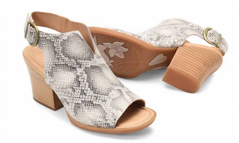 NEW BORN women's moraine heel in white femme snake
